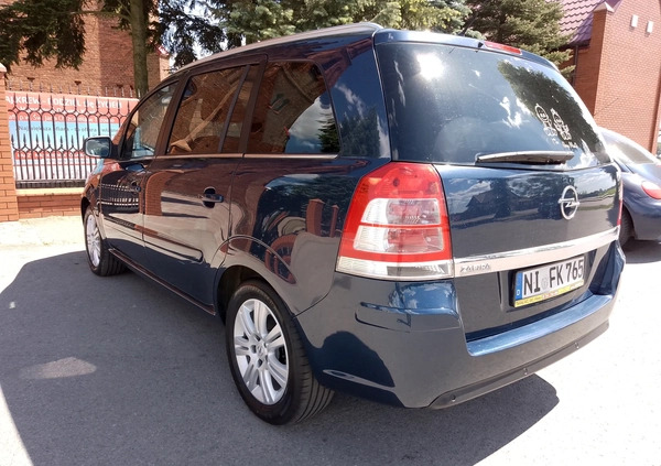 Opel Zafira cena 26000 przebieg: 167000, rok produkcji 2011 z Radom małe 301